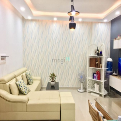 Bán căn hộ Oriental Plaza, DT 82m2, 2PN, NT cơ bản, giá 2,520 tỷ