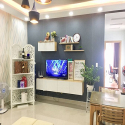 Bán căn hộ Oriental Plaza, DT 82m2, 2PN, NT cơ bản, giá 2,520 tỷ