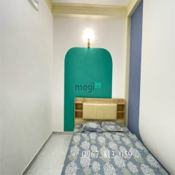 Nhà MT đường Thạnh Xuân 21, DT:4x20m, 2 Lầu, 4PN, hướng đông nam, Q12