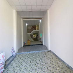 Nhà 3 Lầu Nguyên Căn Mới Đường NK13,Đầy Đủ Các Phòng Sát QL13