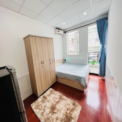 MTKD Cô Giang Phan Đình Phùng P1 Phú Nhuận 4 Tầng 50m2 6PN chỉ 10.x tỷ