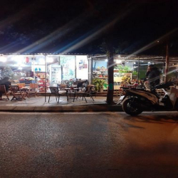 Cho thuê căn góc 2MT hẻm phố Tô Ngọc Vân, Tây Hồ làm nhà hàng