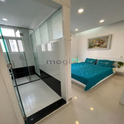 Cần tiền bán gấp Sky Garden 1, Phú Mỹ Hưng, 2PN 2WC đầy đủ nội thất