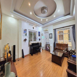 Phạm Tuấn Tài, Phân Lô, 2 Ô tô vào, 58m2 - 5 tầng - MT 8.4m - 18.8 tỉ