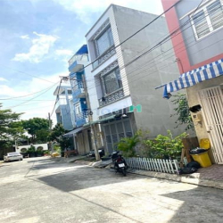 Nhà 4 Tầng, 82M2 (4.5 X 19 ), ÔTÔ Ngủ Nhà, Gần NGUYỄN DUY TRINH,5PN