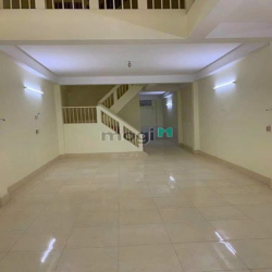 Nhà trệt lầu vị trí đẹp mặt tiền Trần Hoàng Na đoạn KDC 91B, Cần Thơ