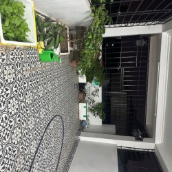 Bán nhà Tôn Đức Thắng sổ đỏ 54m giá 5,9 tỷ 6 ngủ ở ngay