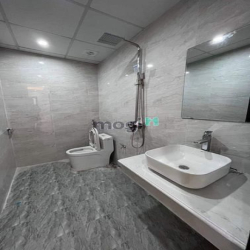 Bán nhà Long Biên Phố Trạm gần Aeon Mall 39m2, 4,5 tầng giá 3,2 tỷ