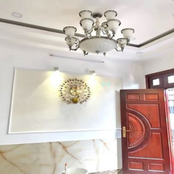 HOT ! Nhà 2 Lầu  6.2X11M Hẻm Xe Hơi Phạm Hữu Lầu. PHÚ MỸ Q7.