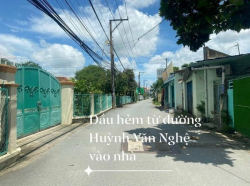 Bán nhà cấp 4 2 phòng ngủ mặt tiền đường xe tải dt 76.8m2 đất full ODT