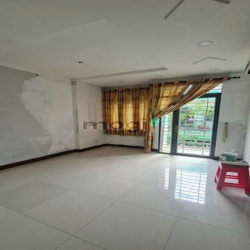 Chị Hoa Định cư bán nhà 1t1l Vườn Chuối 54M2 giá 1tỷ080tr thương lương