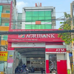 Nhà MTKD đường Tỉnh Lộ 10, DT: 5.56 x 29m, NH 7.3m, 3 lầu. Giá: 26 tỷ.