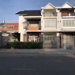 Cho thuê Villa Mặt Tiền Nguyễn Quý Cảnh.  10x17m. Hầm + 2.5 lầu.  75tr