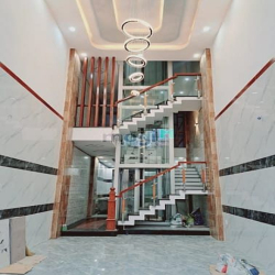 Nhà 6 Tầng, Thang máy, Đường 8m thông, Sổ 2024, Giá 9Tỷ.