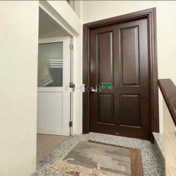Cho thuê nhà nguyên căn hẻm đường Hai Bà Trưng, Phường Tân Định, Quận