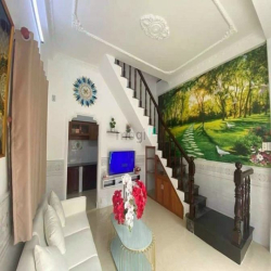 Bán nhà Góc 2 mặt tiền HXH Quang Trung, P10, GV, 4 x 7, giá: 2,73 tỷTL