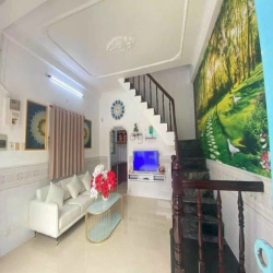 Bán nhà Góc 2 mặt tiền HXH Quang Trung, P10, GV, 4 x 7, giá: 2,73 tỷTL