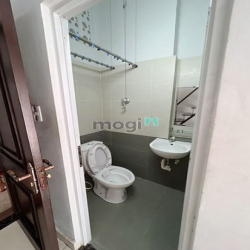Duplex Full NT - ban công cửa sổ - Gần đh NTT_Luật- tiện qua Q1