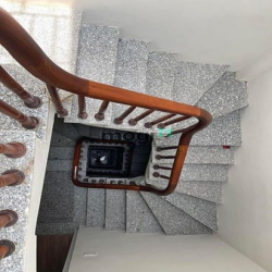 Bán nhà Láng Hạ - Thành Công - Ba Đình. Dt 34m x 6 tầng. 7 phòng ngủ