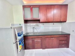 Phòng có ban công tách bếp cực HOT tại CMT8 Tân Bình