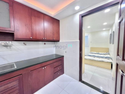 Phòng có ban công tách bếp cực HOT tại CMT8 Tân Bình