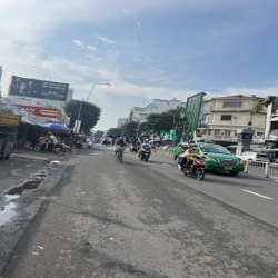 Cho thuê Mặt Tiền 4m x25m, 3 Lầu Lê Văn Sỹ, Q3