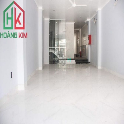 Cho thuê nhà nguyên căn 3 lầu hầm, 5x20m đường Đồng Đen P14 Tân Bình