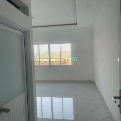 Nhà [4x16] Đường Tỉnh Lộ 10 3 Lầu 4 Phòng Ngủ 5WC