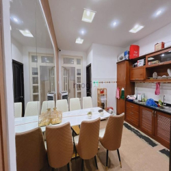 Nhà đẹp! HXH Quốc lộ 13 Bình Thạnh cạnh BXMiền Đông 60m2, 4tấm 7,95tỷ