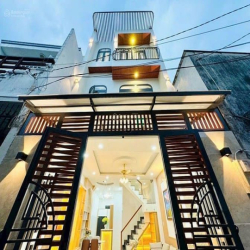 CẦN BÁN GẤP NHÀ ở Phạm Văn Hai,P5,Tân Bình.DT 55m2/2tỷ480, có sổ riêng