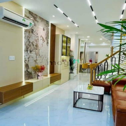bán nhà hẻm xe hơi 1 sẹc sát MT Nguyễn Thái Sơn, 3,2 x 15 giá 6.35 tl