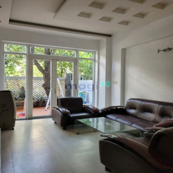 Cho thuê nhà 140m2 full nội thất tại P. Bình Khánh, quận 2