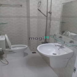 Ký túc xá tiện nghi 652 Cộng Hòa, giá từ 1tr3