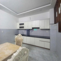 Cần Bán Gấp, nhà Đào Tông Nguyên, Nhà Bè, TP. HCM, 4m x 16m giá 6,8 tỷ