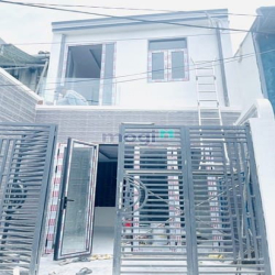 Nhỉnh 2T, Shr nhà 2 Tầng đường Chiến Lược, đường 8m.
