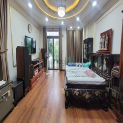 Bán nhà trệt 3 lầu đường Đỗ Xuân Hợp , Phước Long B , Quận 9