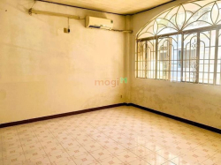 Cho thuê nhà 1T1L 4pn 130m2 có nột thất hẻm xe hơi đường Hoàng Diệu 2