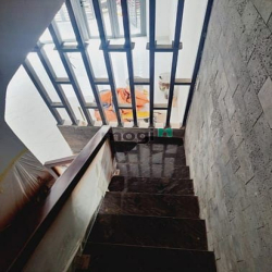 Nhỉnh 2T, Shr nhà 2 Tầng đường Chiến Lược, đường 8m.