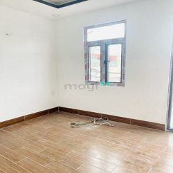 Nhỉnh 2T, Shr nhà 2 Tầng đường Chiến Lược, đường 8m.