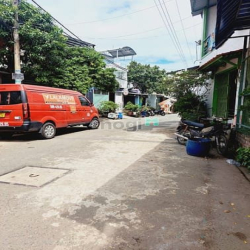 Nhỉnh 2T, Shr nhà 2 Tầng đường Chiến Lược, đường 8m.