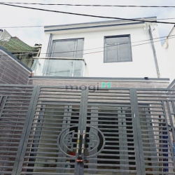 Nhỉnh 2T, Shr nhà 2 Tầng đường Chiến Lược, đường 8m.