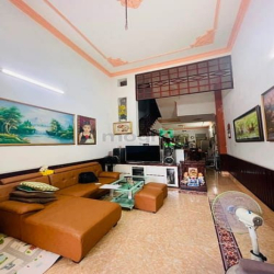 Bán nhà phố 4 tầng Hẻm Xe Tải Đường Tây Hoà PLA 80m2 Giá 9 Tỷ 200