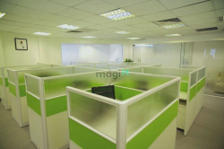 Cho thuê chỗ ngồi làm việc Đường Phó Đức Chính, gần Hồ Tây giá 1,5tr/t