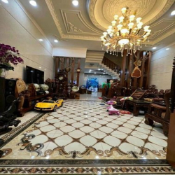 Biệt thự cao cấp ngay ngã tư ga giáp gò vấp quận 12