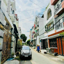 Biệt thự cao cấp ngay ngã tư ga giáp gò vấp quận 12