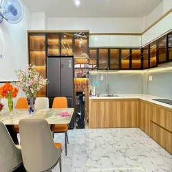 bán nhà hẻm xe hơi 1 sẹc MT đường số 1, P.11, 4,6 x 13, giá 6.45 tỷ tl