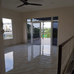 Cho thuê nhà nguyên căn KDC Bách Khoa cách Đỗ Xuân Hợp tầm 200m