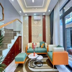 bán nhà hẻm xe hơi 1 sẹc MT đường số 1, P.11, 4,6 x 13, giá 6.45 tỷ tl