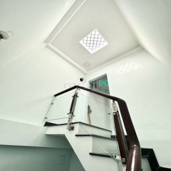 Bán nhà Nguyễn Văn Thương, Bình Thạnh, 50m2, 5 lầu, 6PN, hxh chỉ hơn 7