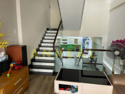 Cho Thuê Nhà Phố Hầm 2 Lầu Có Nội Thất - Giá 31 Triệu